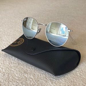 Ray Ban Unisex Round Silver Flash Lenses Sunglasses